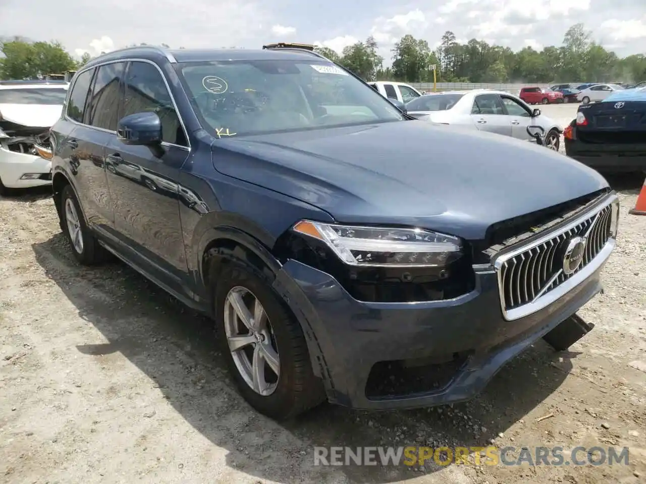 1 Photograph of a damaged car YV4102CK8L1533562 VOLVO XC90 2020