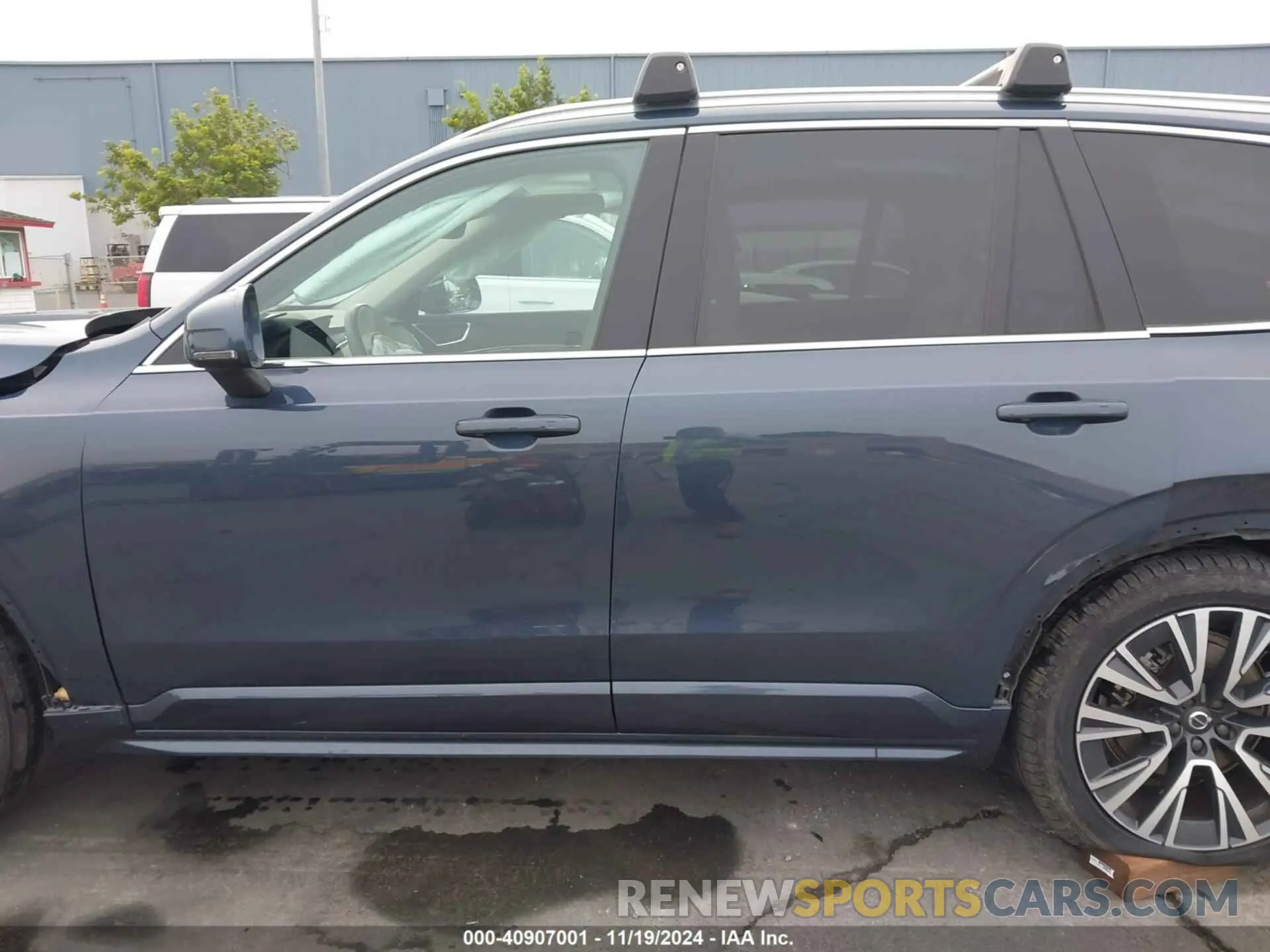 14 Photograph of a damaged car YV4102PK0L1541357 VOLVO XC90 2020