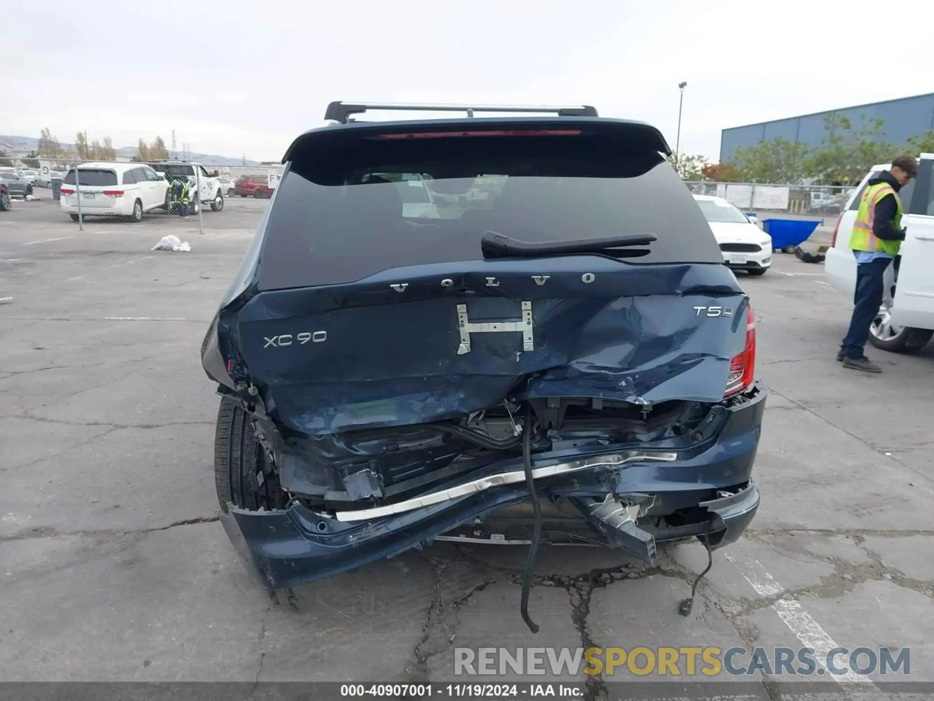 16 Photograph of a damaged car YV4102PK0L1541357 VOLVO XC90 2020
