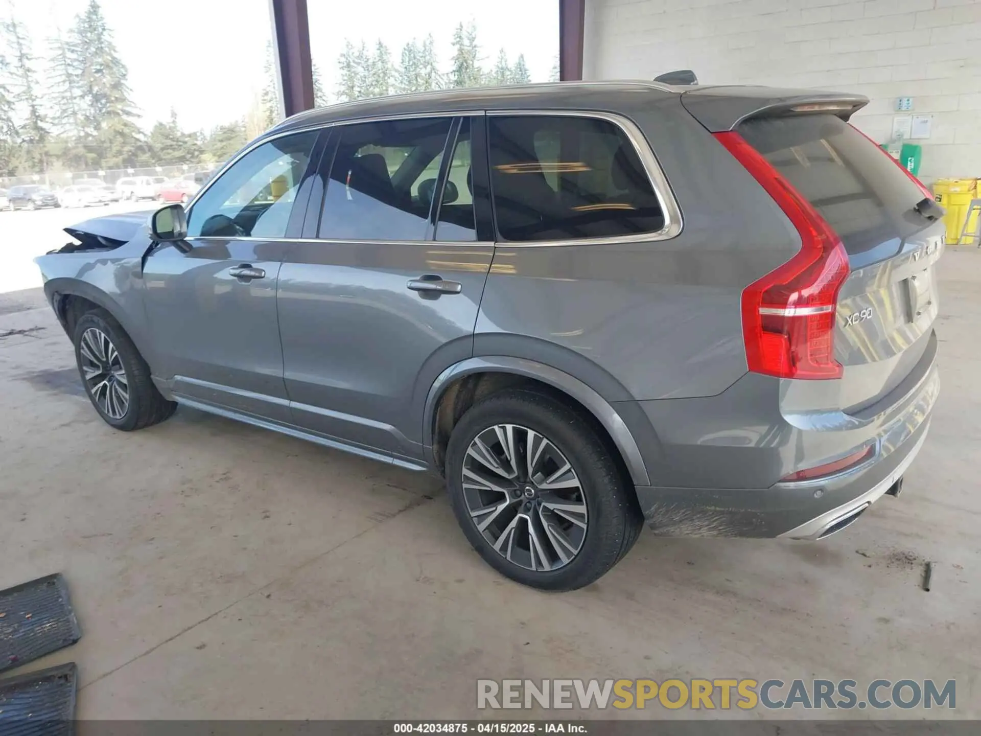 3 Photograph of a damaged car YV4102PK1L1591863 VOLVO XC90 2020