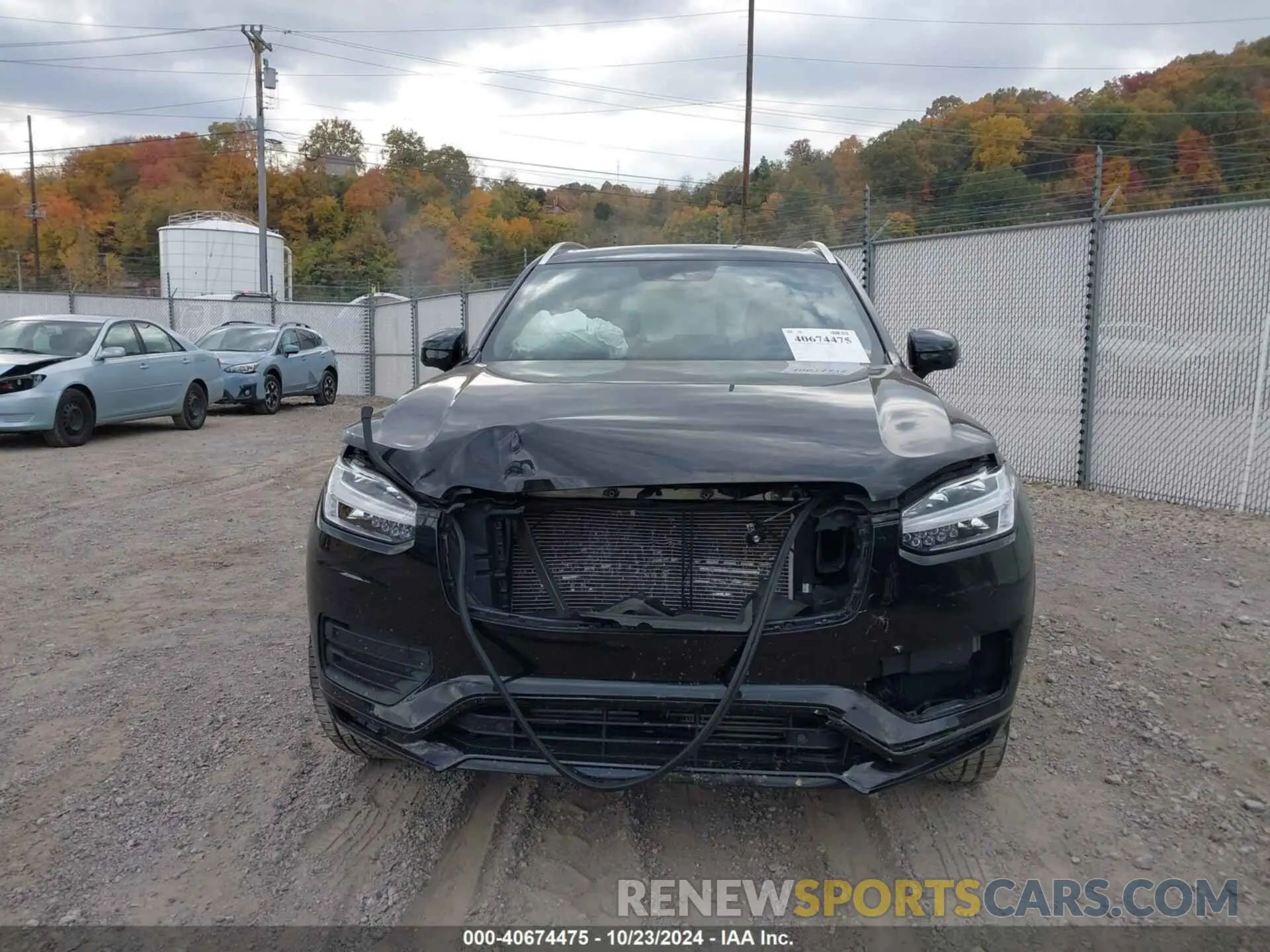 13 Photograph of a damaged car YV4102PK2L1555969 VOLVO XC90 2020