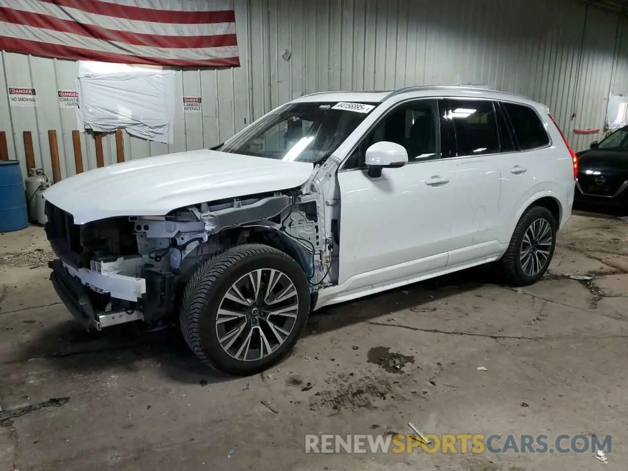 1 Photograph of a damaged car YV4102PK6L1533053 VOLVO XC90 2020
