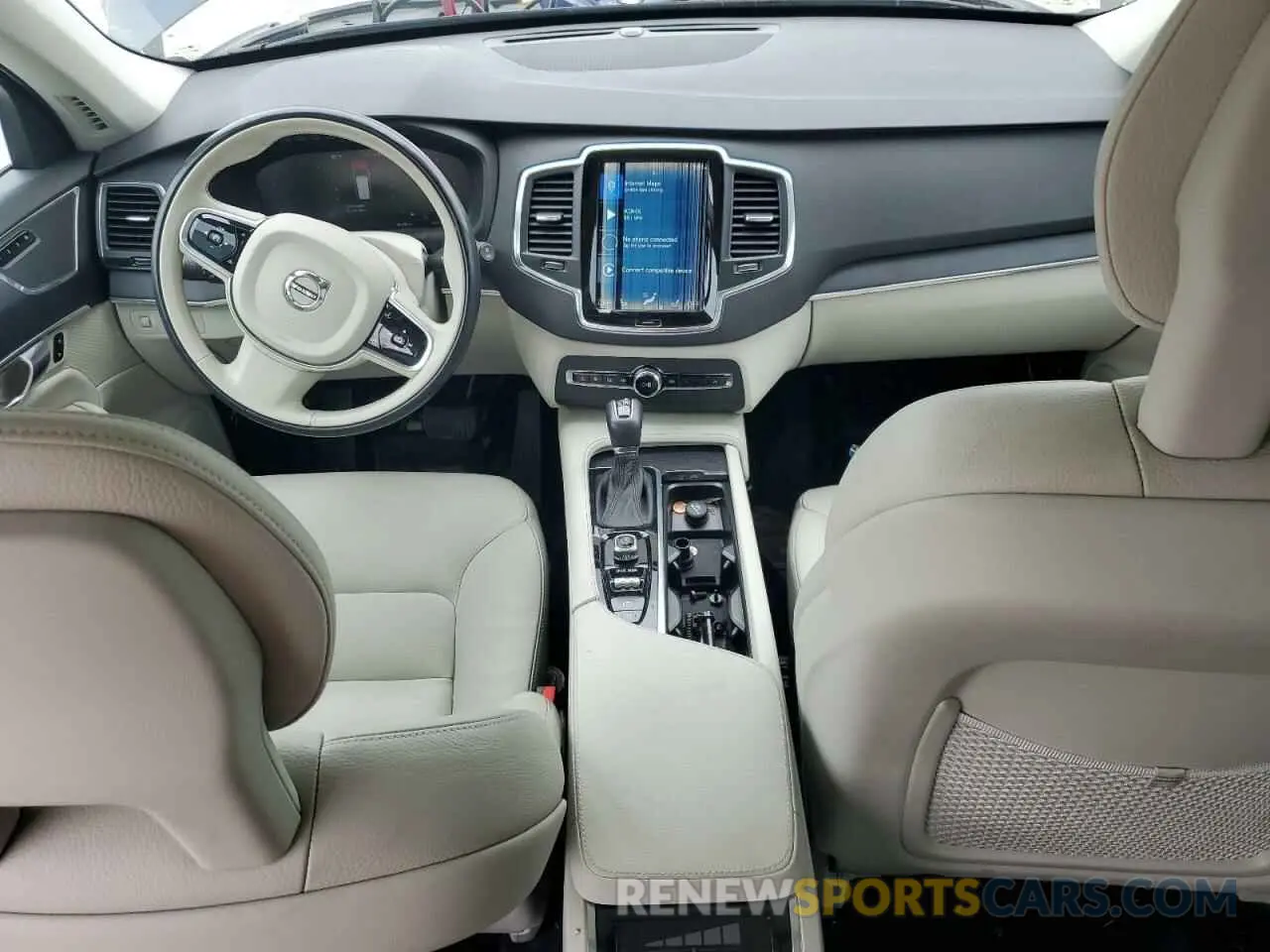 8 Photograph of a damaged car YV4102PK6L1565033 VOLVO XC90 2020