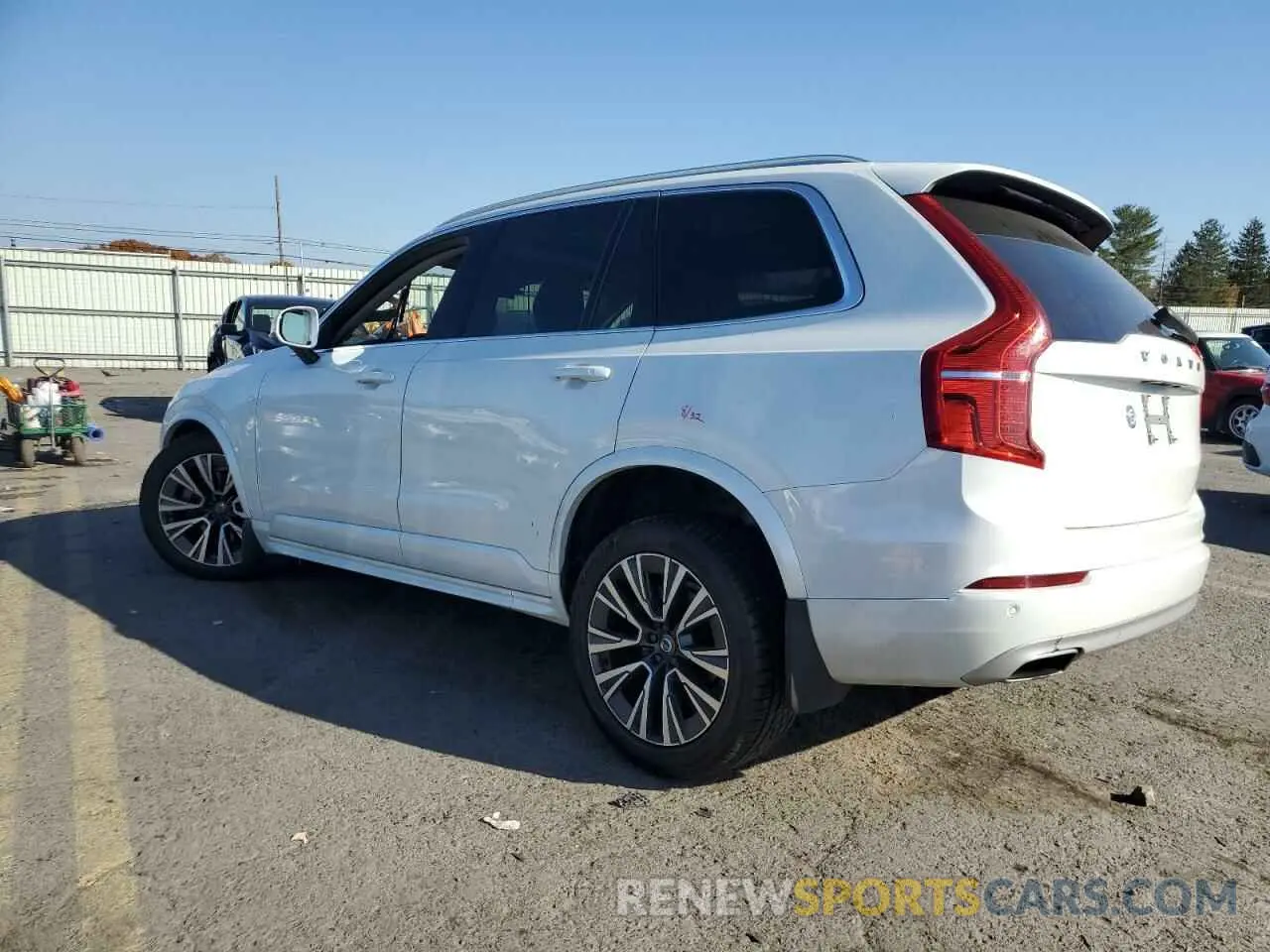 2 Photograph of a damaged car YV4102PK6L1605451 VOLVO XC90 2020