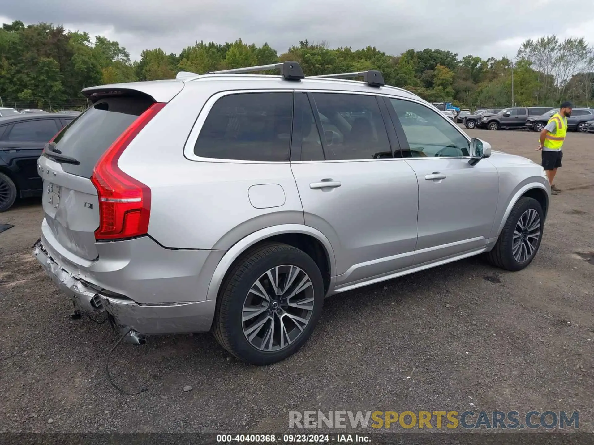 4 Photograph of a damaged car YV4102PK7L1617172 VOLVO XC90 2020