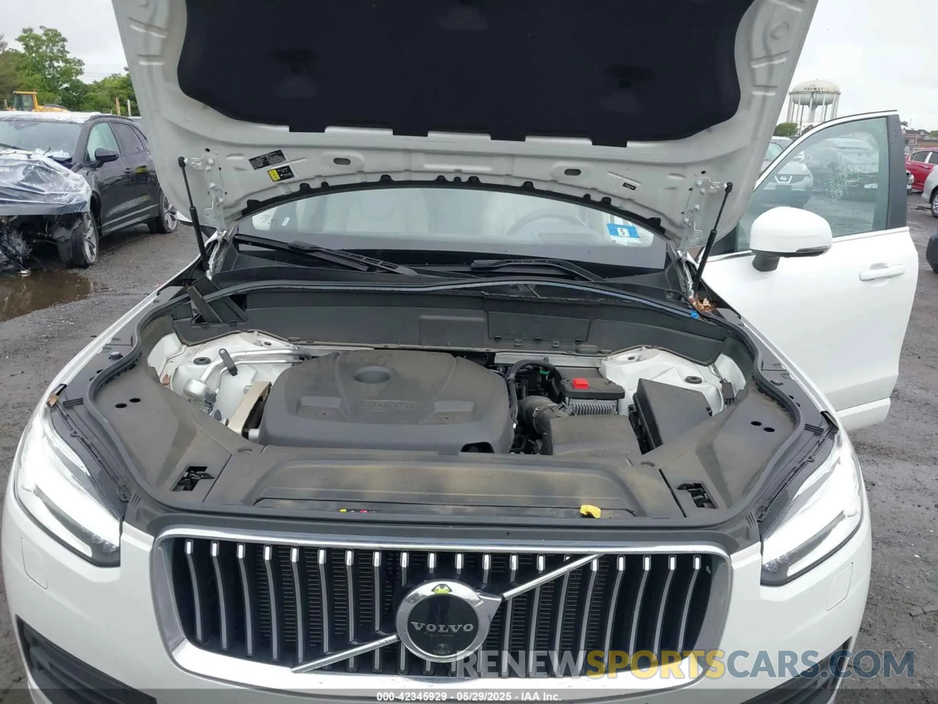 10 Photograph of a damaged car YV4102PK9L1614676 VOLVO XC90 2020