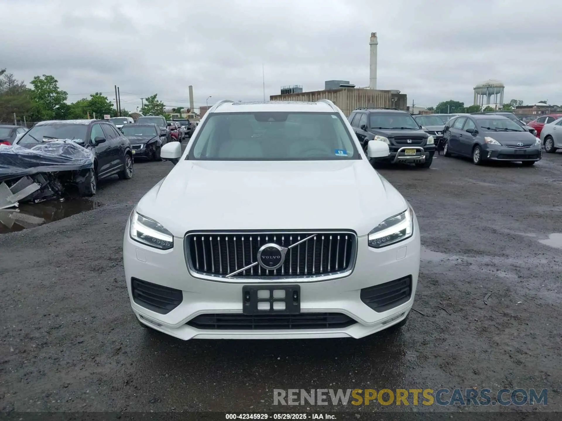 12 Photograph of a damaged car YV4102PK9L1614676 VOLVO XC90 2020