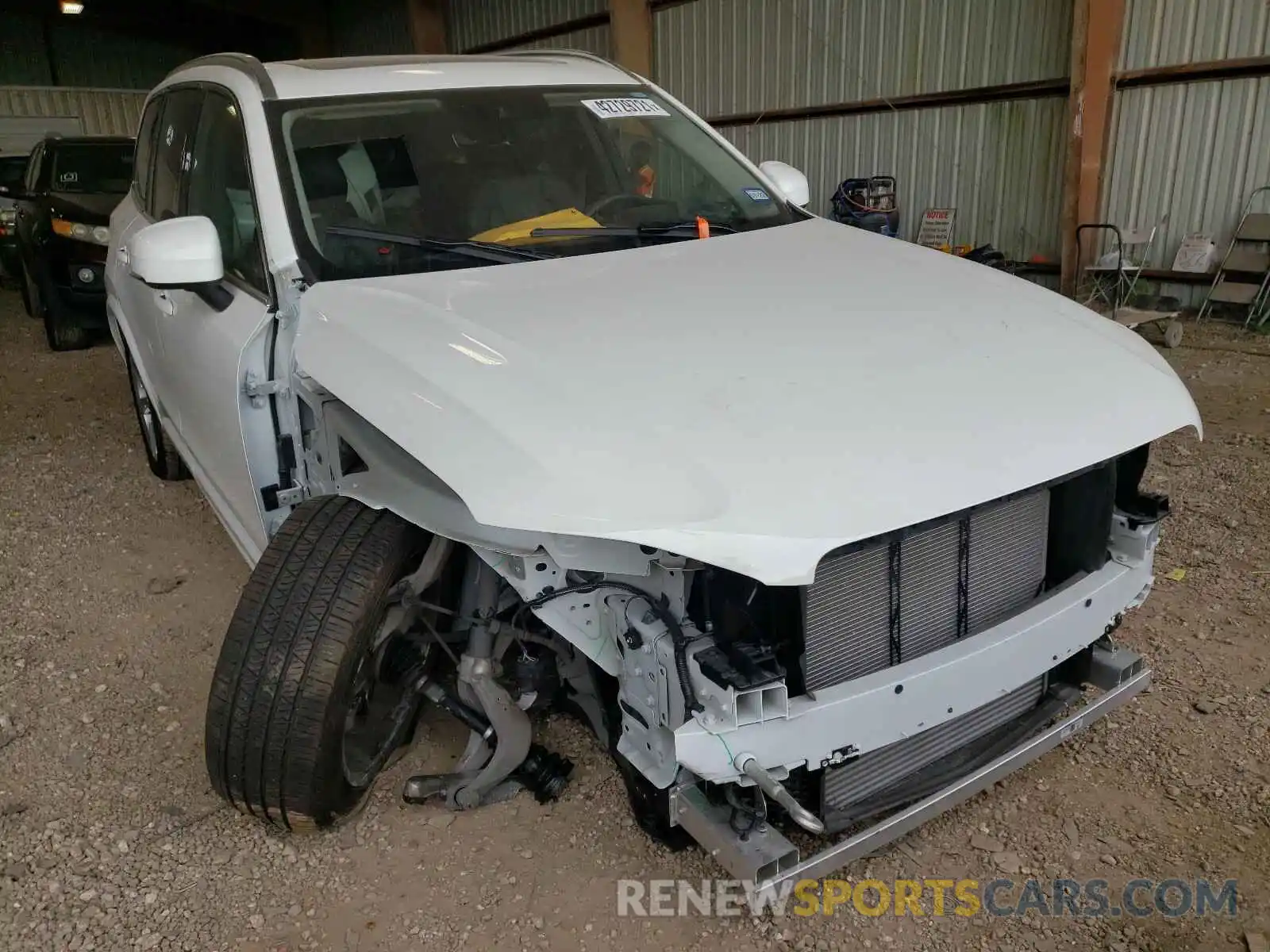 1 Photograph of a damaged car YV4102PK9L1622258 VOLVO XC90 2020