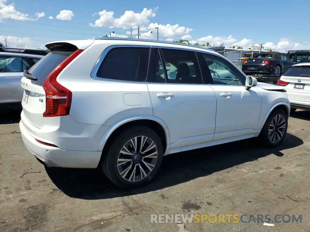 3 Photograph of a damaged car YV4102PKXL1532150 VOLVO XC90 2020