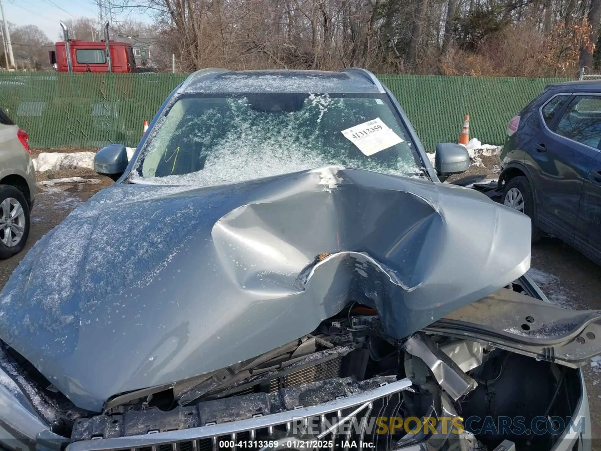 10 Photograph of a damaged car YV4A221K0L1562969 VOLVO XC90 2020
