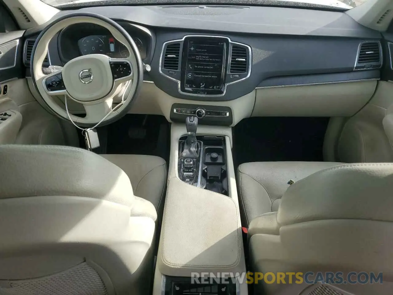 8 Photograph of a damaged car YV4A221K2L1552735 VOLVO XC90 2020