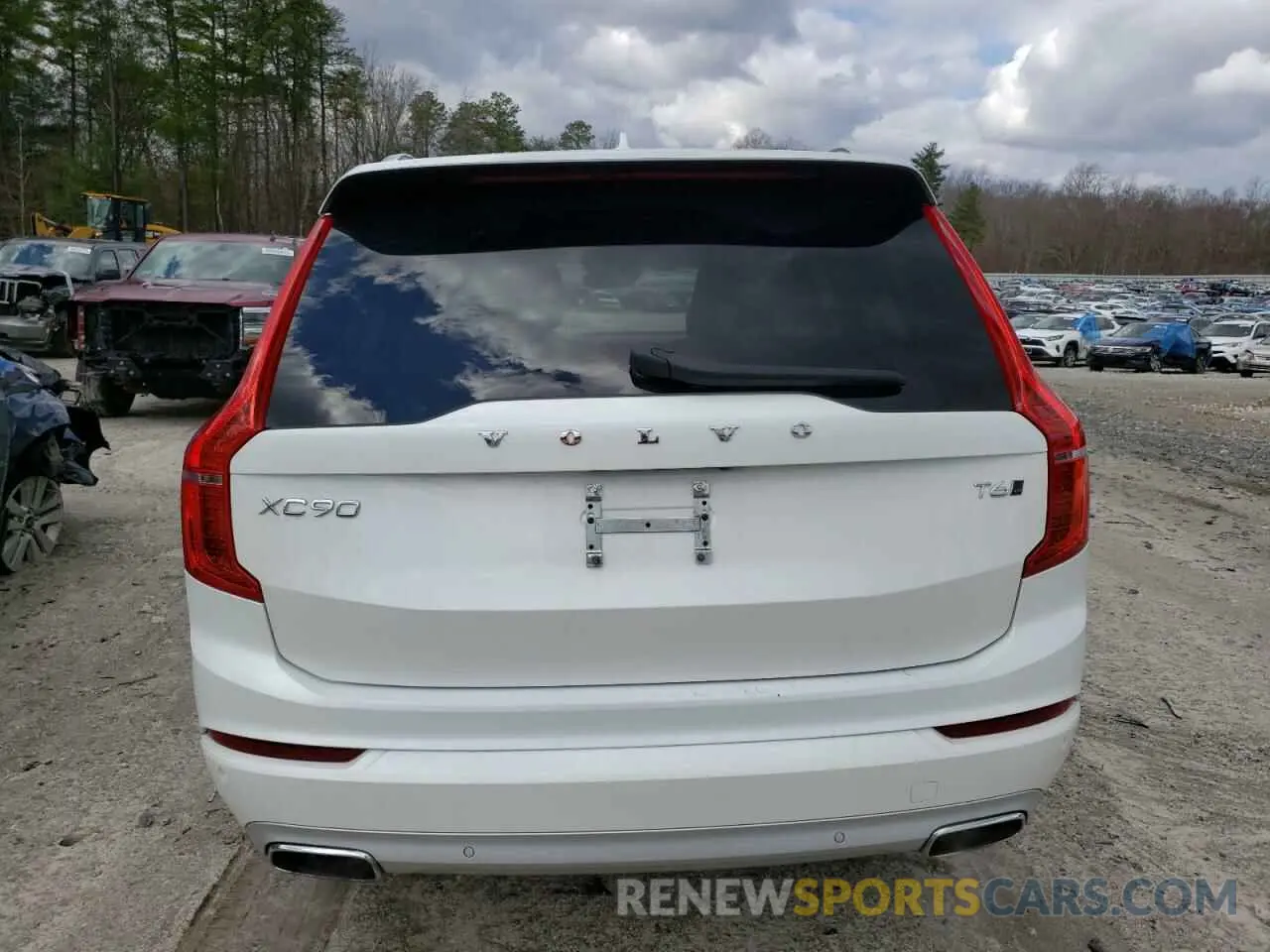 6 Photograph of a damaged car YV4A221K3L1537726 VOLVO XC90 2020