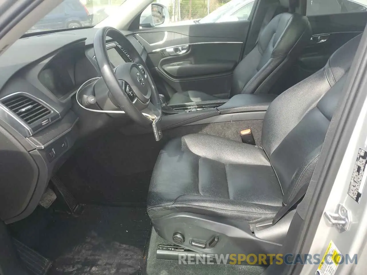 7 Photograph of a damaged car YV4A221K6L1557534 VOLVO XC90 2020