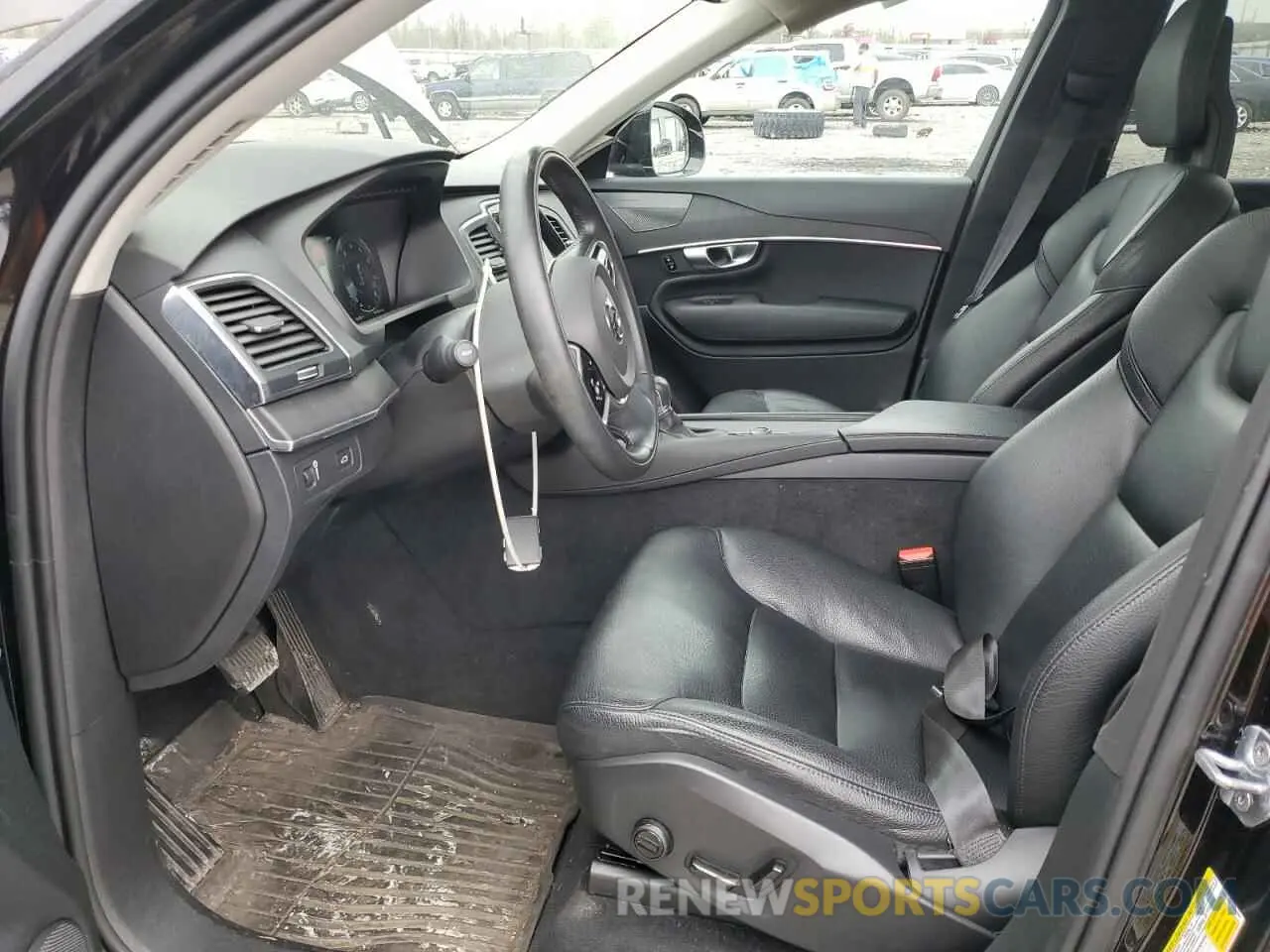 7 Photograph of a damaged car YV4A221K9L1533843 VOLVO XC90 2020