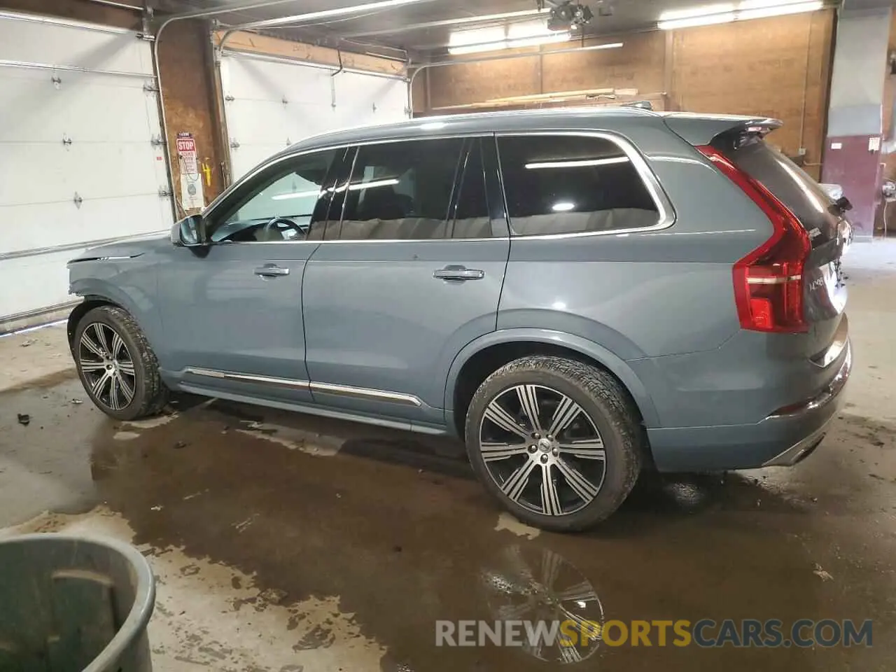 2 Photograph of a damaged car YV4A221L2L1536253 VOLVO XC90 2020