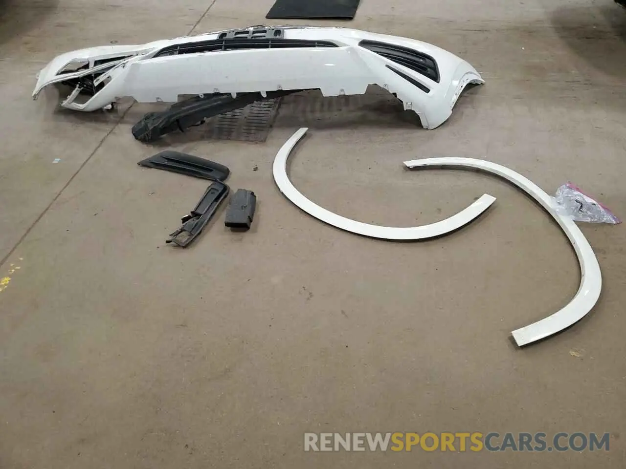 13 Photograph of a damaged car YV4A22PK0L1550487 VOLVO XC90 2020