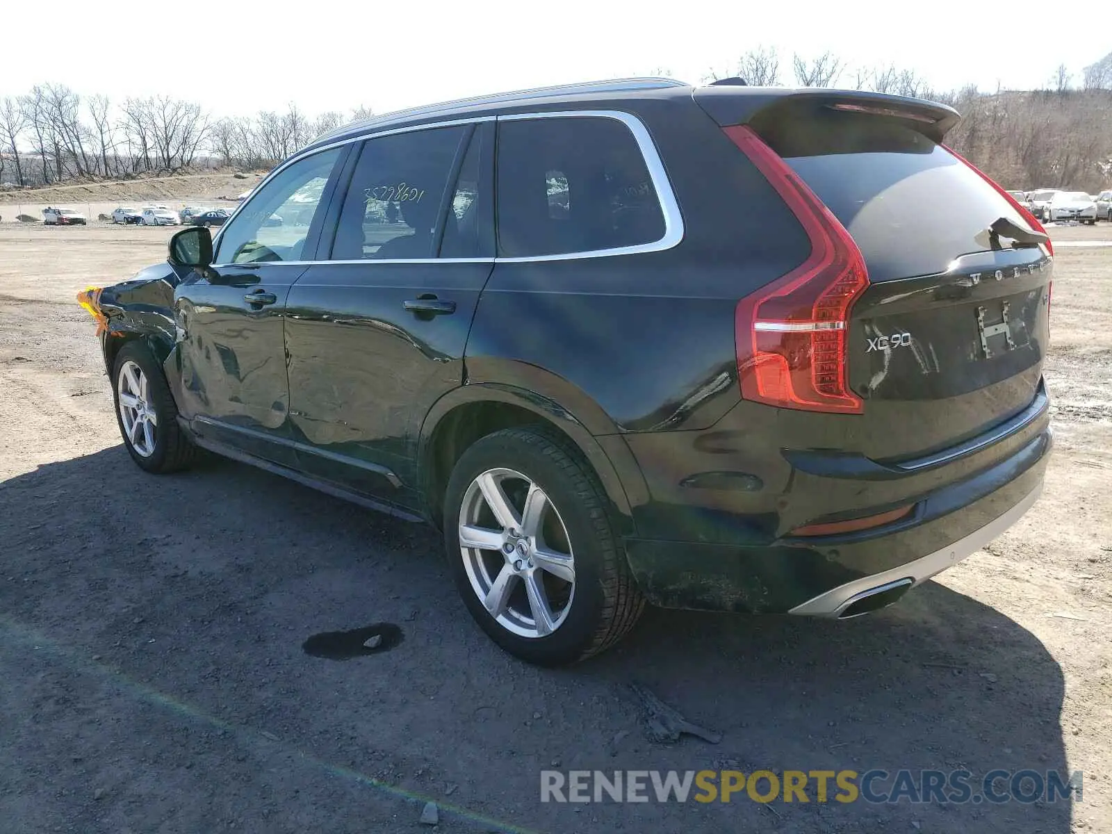 3 Photograph of a damaged car YV4A22PK0L1585935 VOLVO XC90 2020