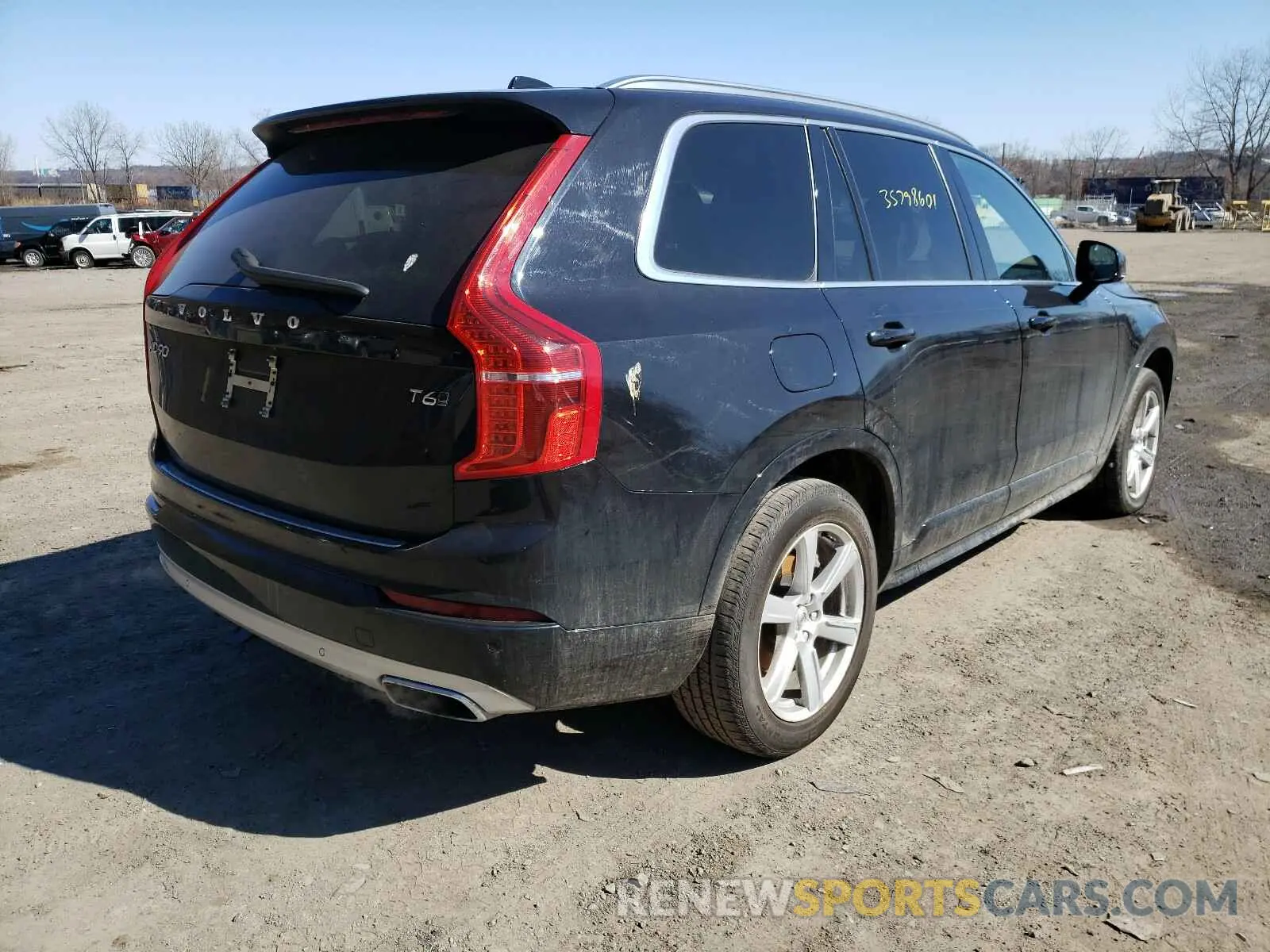 4 Photograph of a damaged car YV4A22PK0L1585935 VOLVO XC90 2020