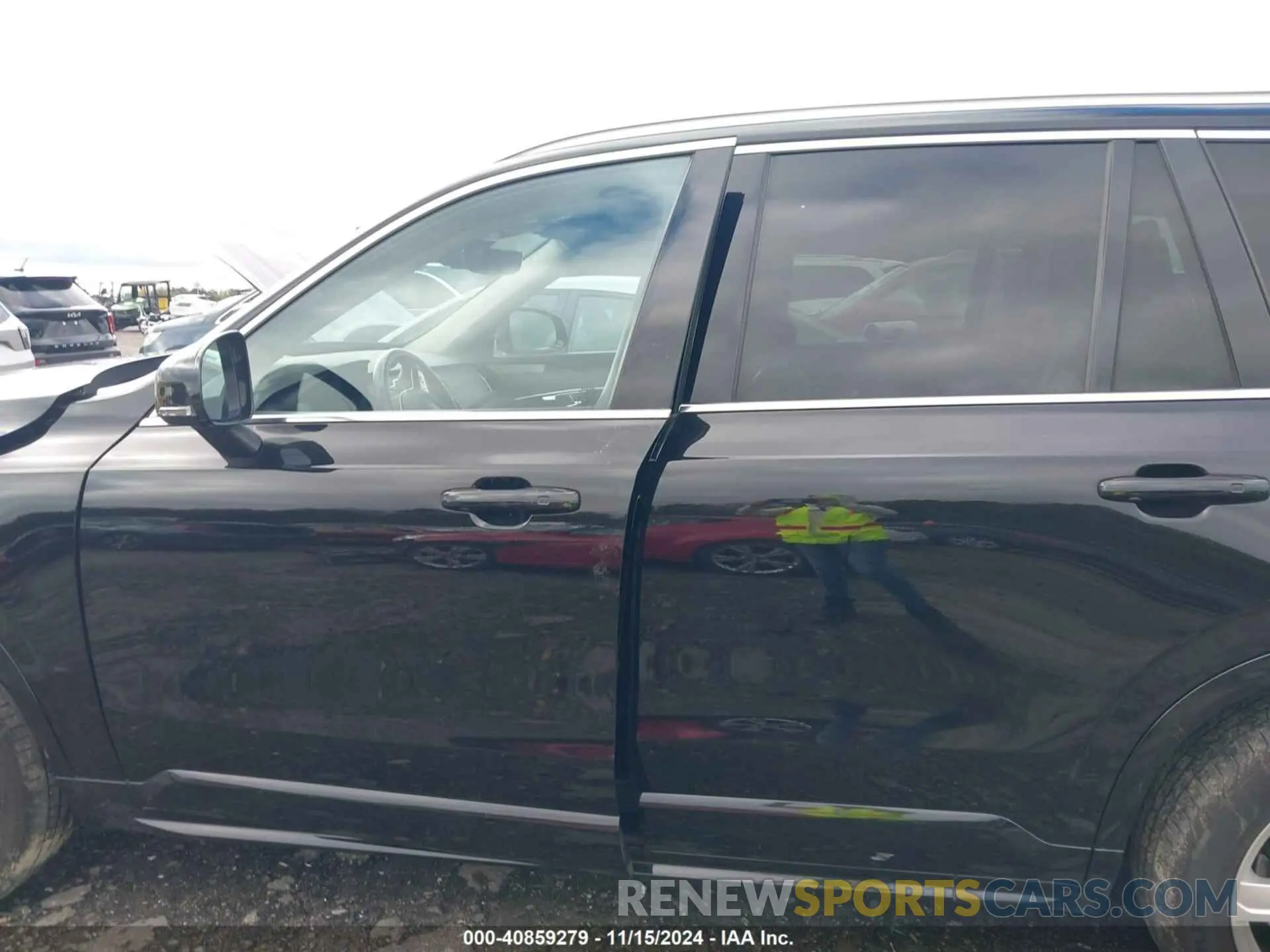 14 Photograph of a damaged car YV4A22PK2L1572314 VOLVO XC90 2020