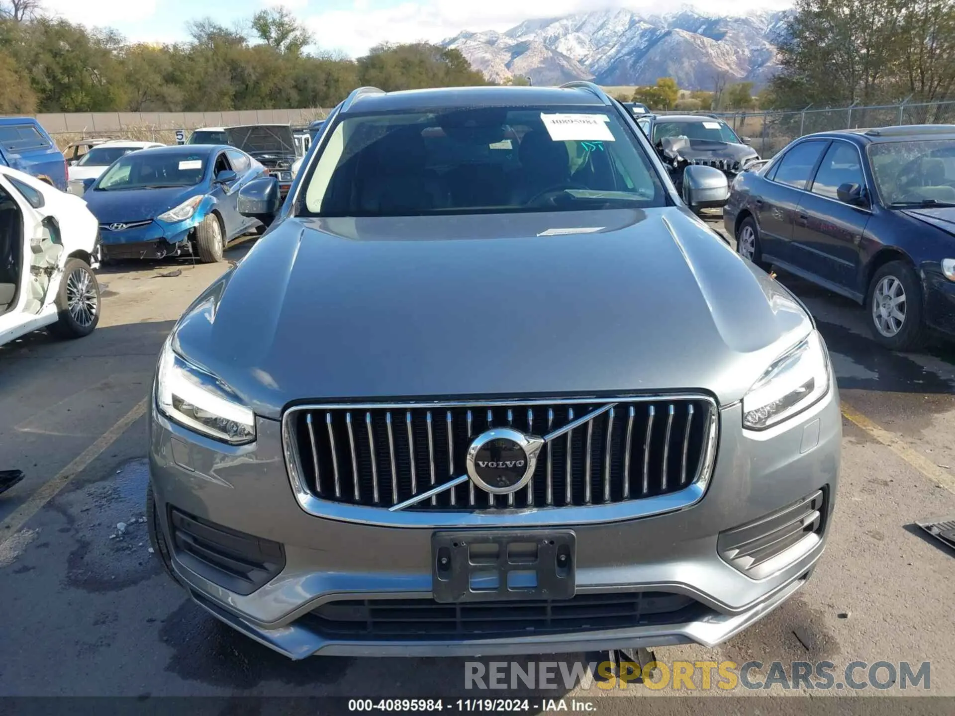 12 Photograph of a damaged car YV4A22PK4L1569317 VOLVO XC90 2020
