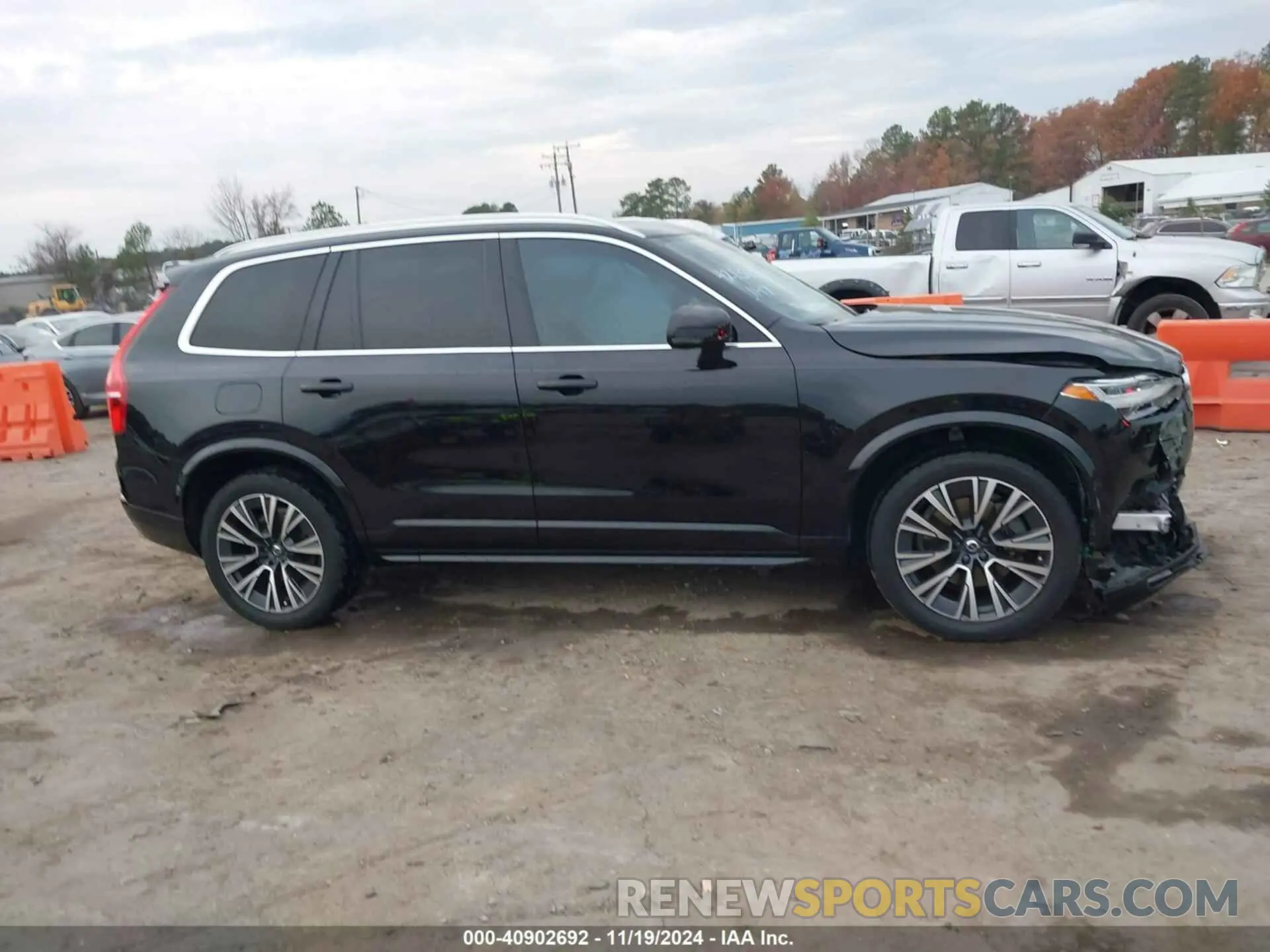 13 Photograph of a damaged car YV4A22PK5L1544717 VOLVO XC90 2020