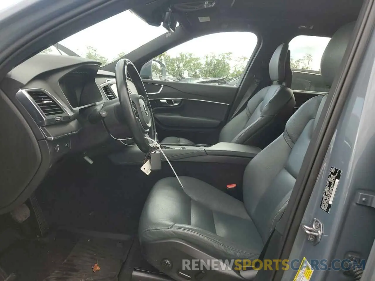 7 Photograph of a damaged car YV4A22PK6L1608358 VOLVO XC90 2020