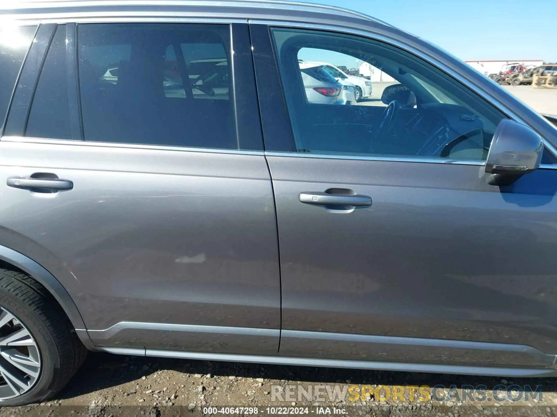 14 Photograph of a damaged car YV4A22PK7L1564953 VOLVO XC90 2020