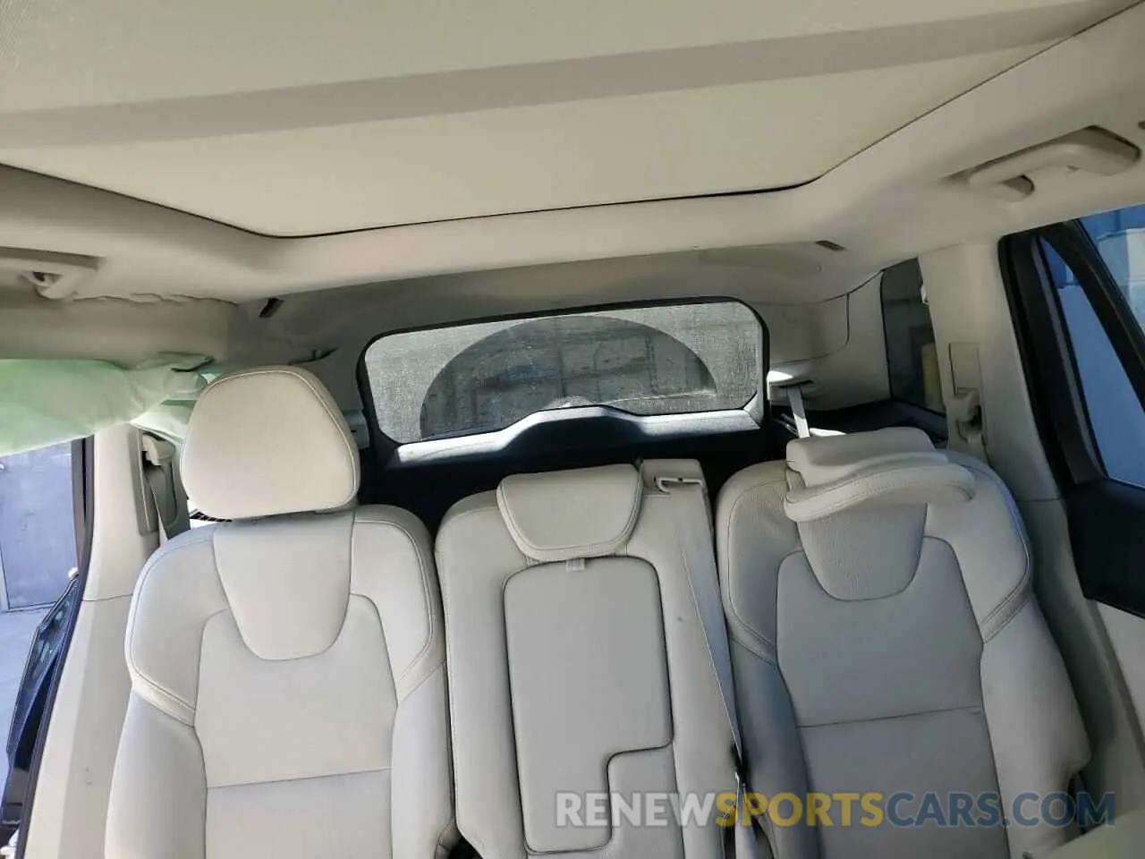 10 Photograph of a damaged car YV4A22PK8L1575086 VOLVO XC90 2020