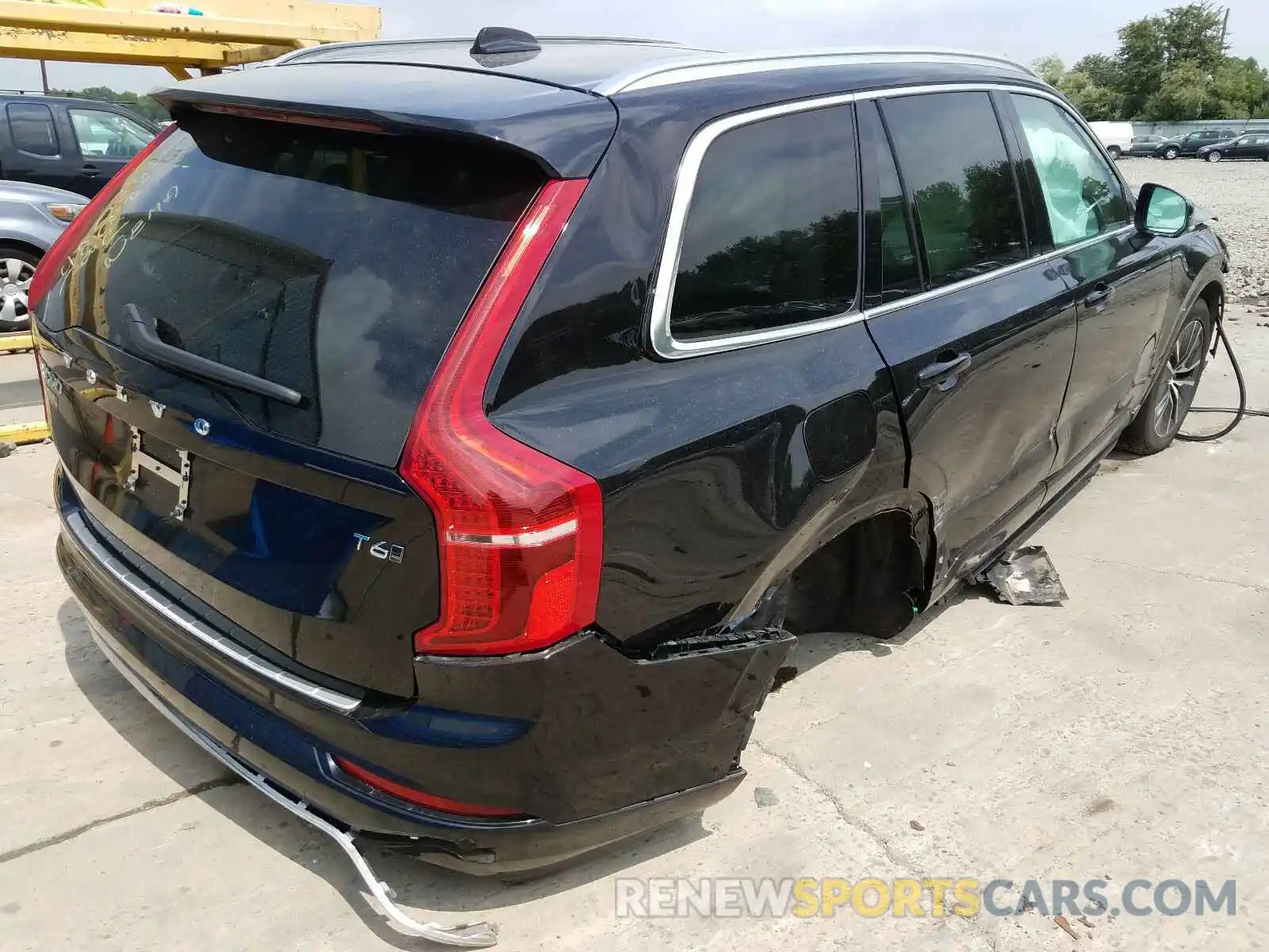 4 Photograph of a damaged car YV4A22PK9L1550861 VOLVO XC90 2020