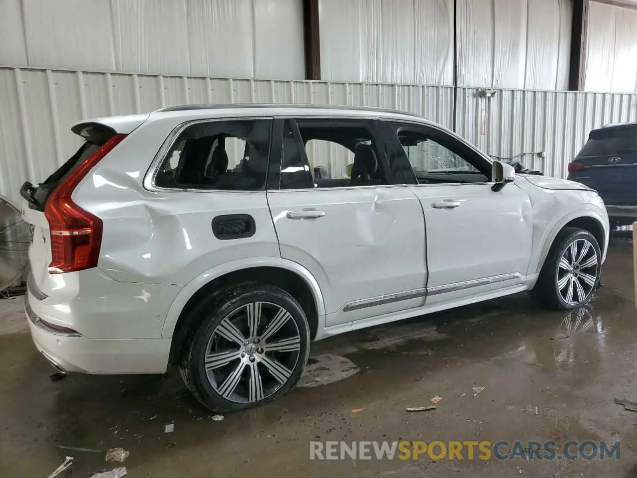 3 Photograph of a damaged car YV4A22PL0L1614195 VOLVO XC90 2020
