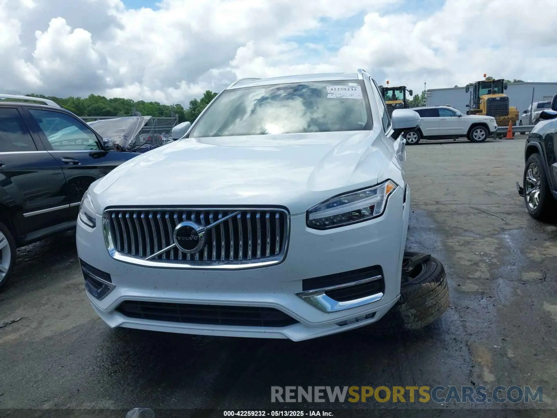 12 Photograph of a damaged car YV4A22PL1L1534632 VOLVO XC90 2020