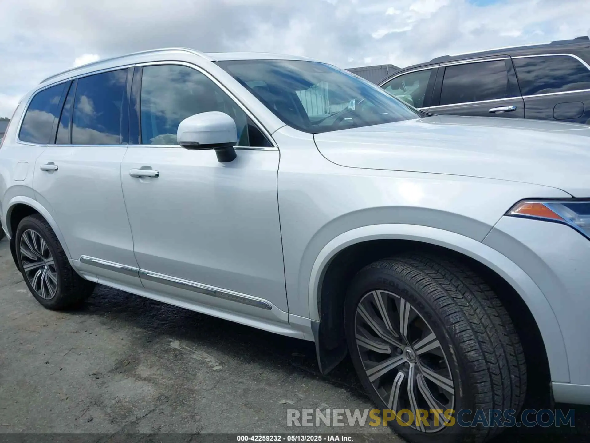 13 Photograph of a damaged car YV4A22PL1L1534632 VOLVO XC90 2020