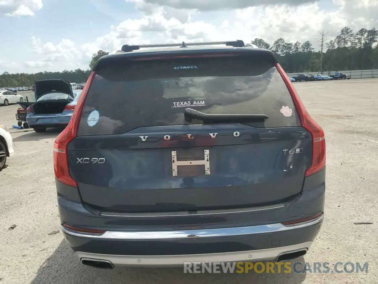 6 Photograph of a damaged car YV4A22PL2L1610228 VOLVO XC90 2020