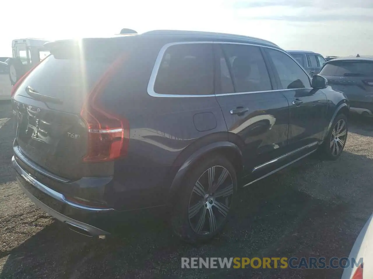3 Photograph of a damaged car YV4A22PL4L1572839 VOLVO XC90 2020