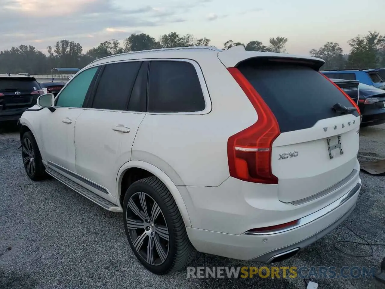 2 Photograph of a damaged car YV4A22PL4L1619951 VOLVO XC90 2020