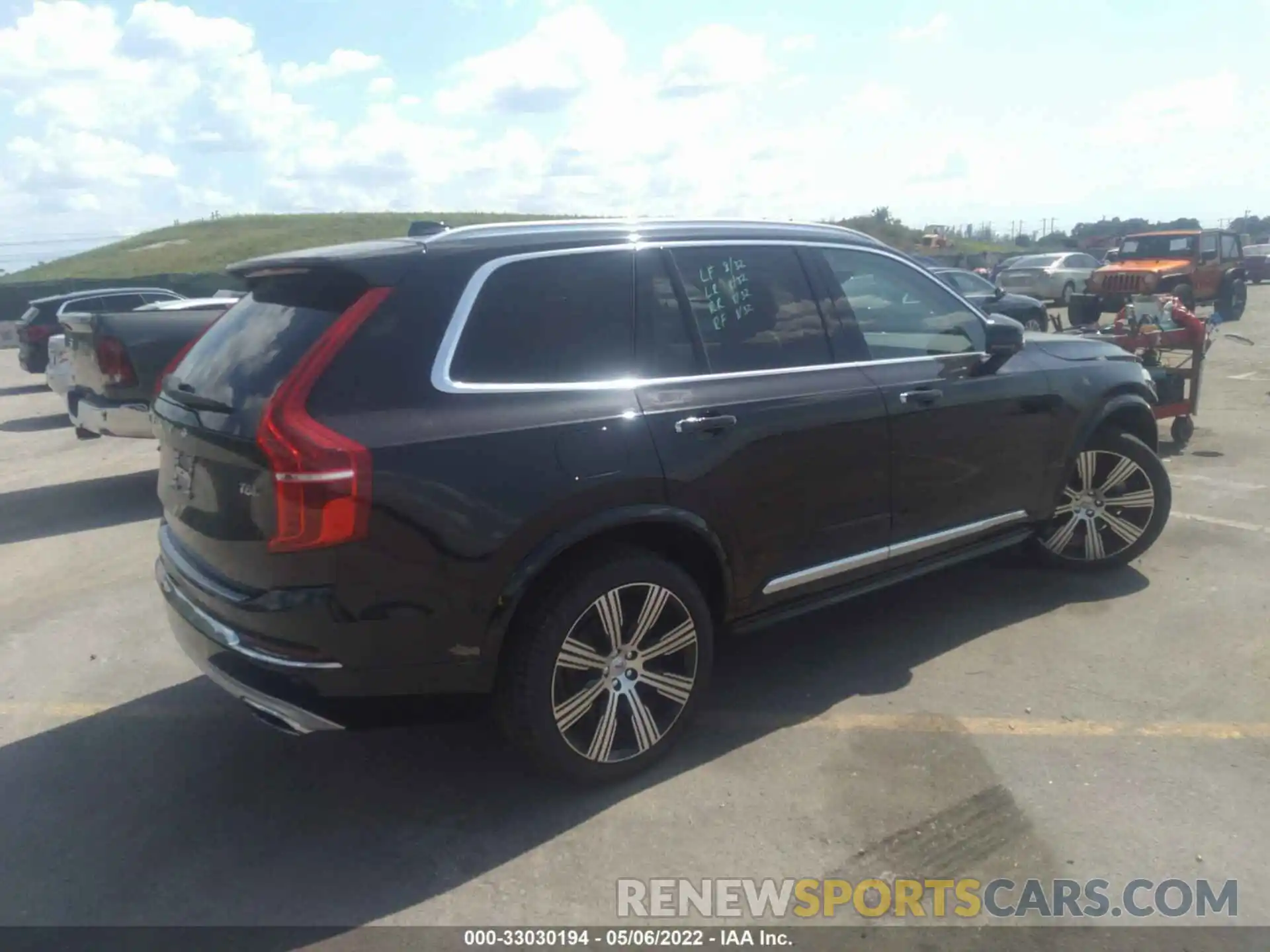 4 Photograph of a damaged car YV4A22PL5L1611020 VOLVO XC90 2020