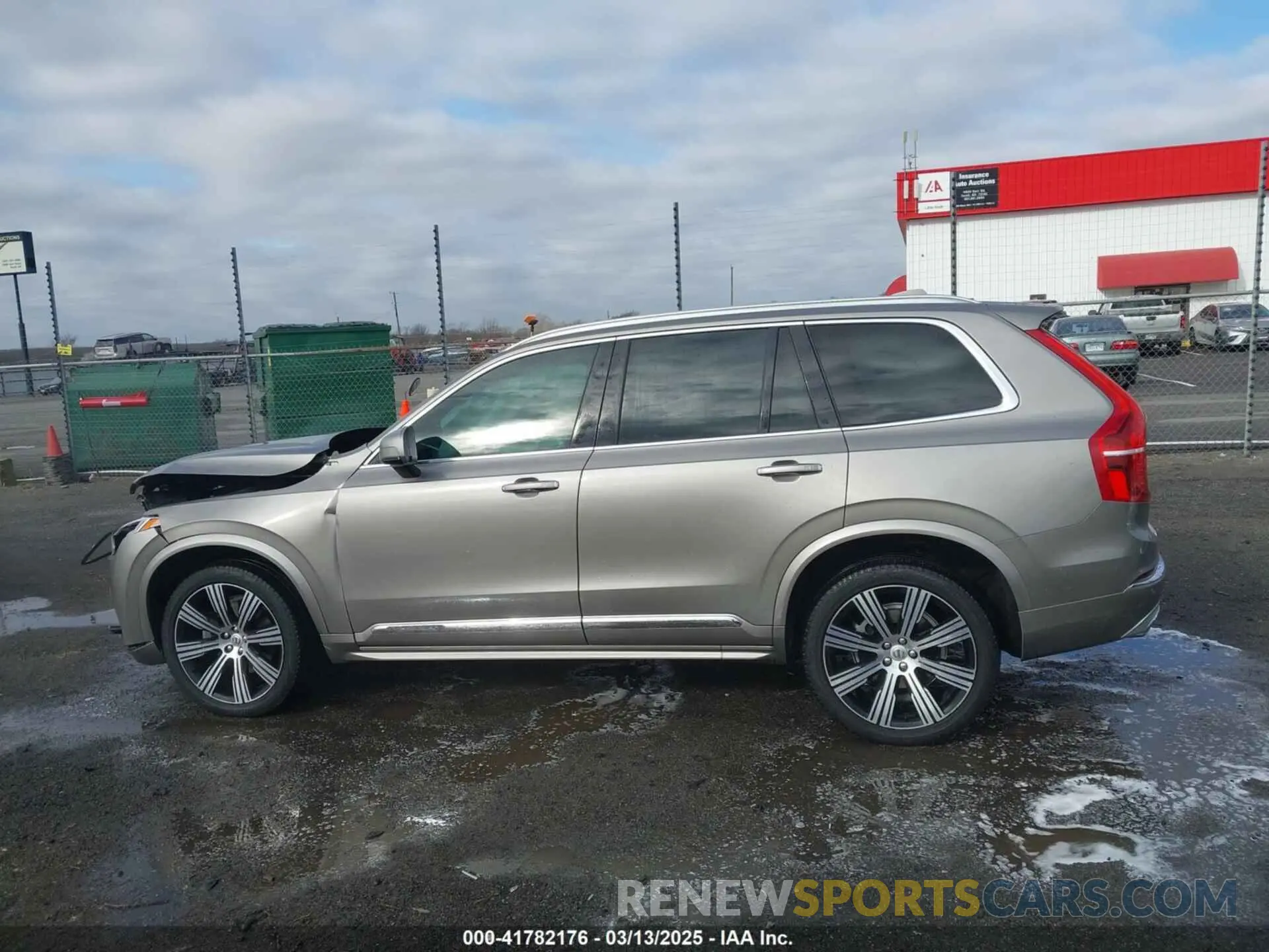14 Photograph of a damaged car YV4A22PL6L1536649 VOLVO XC90 2020