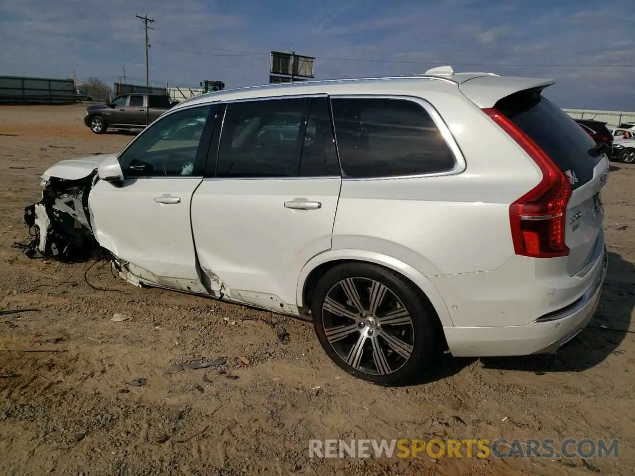 2 Photograph of a damaged car YV4A22PL9L1542848 VOLVO XC90 2020
