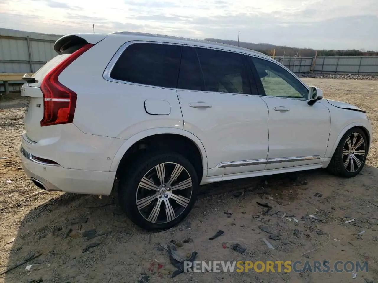 3 Photograph of a damaged car YV4A22PL9L1542848 VOLVO XC90 2020