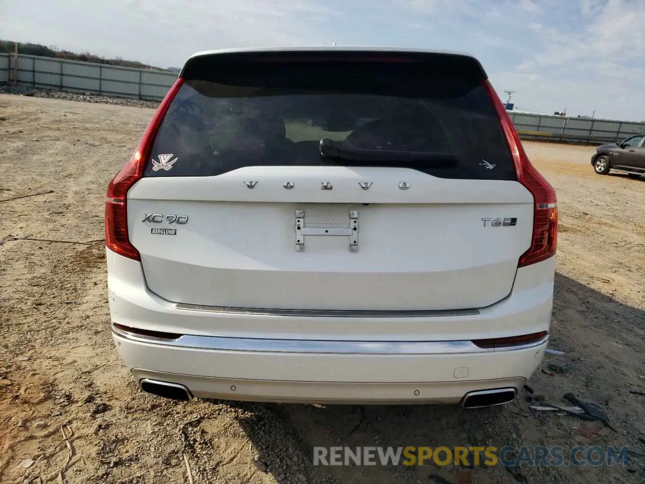 6 Photograph of a damaged car YV4A22PL9L1542848 VOLVO XC90 2020