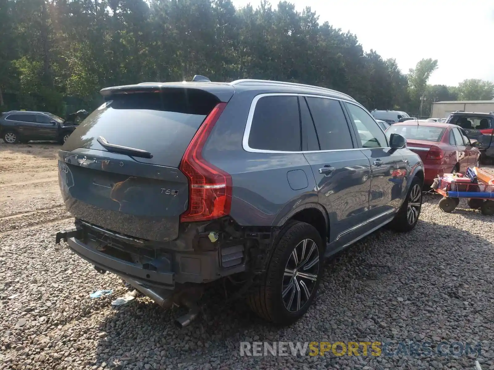 4 Photograph of a damaged car YV4A22PLXL1568794 VOLVO XC90 2020