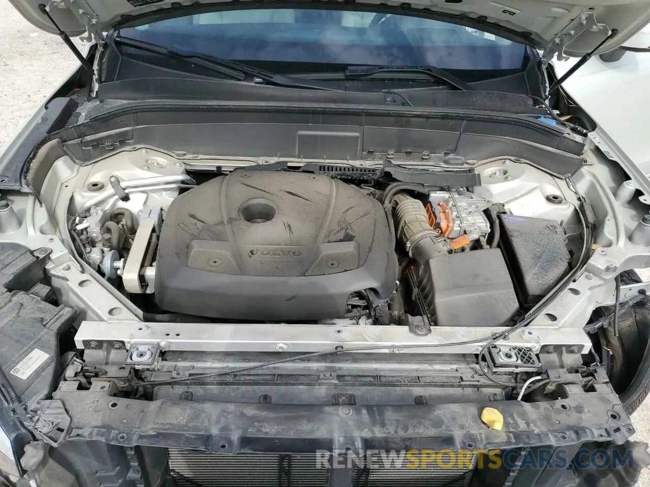 12 Photograph of a damaged car YV4BR00L2L1576709 VOLVO XC90 2020