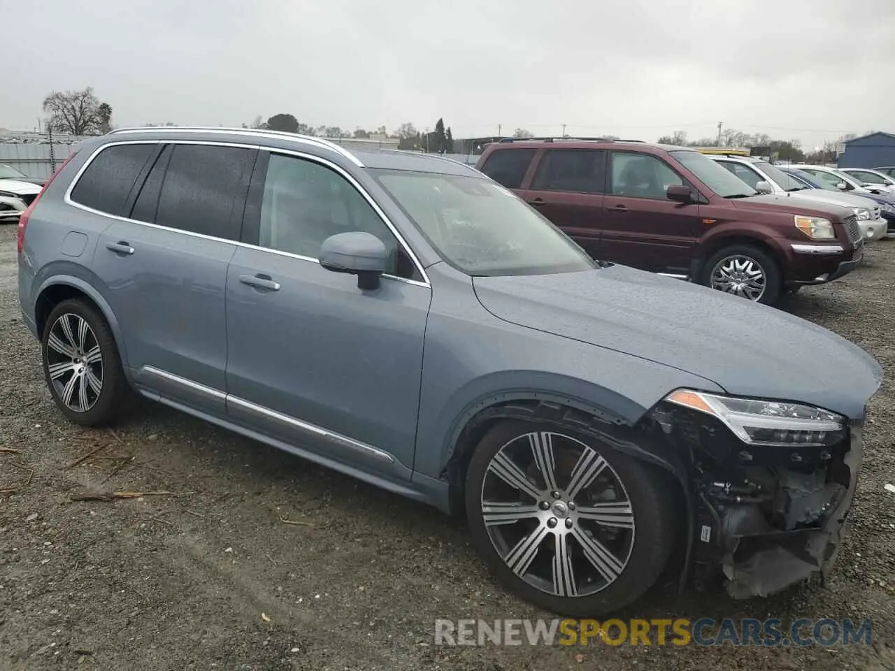 4 Photograph of a damaged car YV4BR00L4L1540178 VOLVO XC90 2020