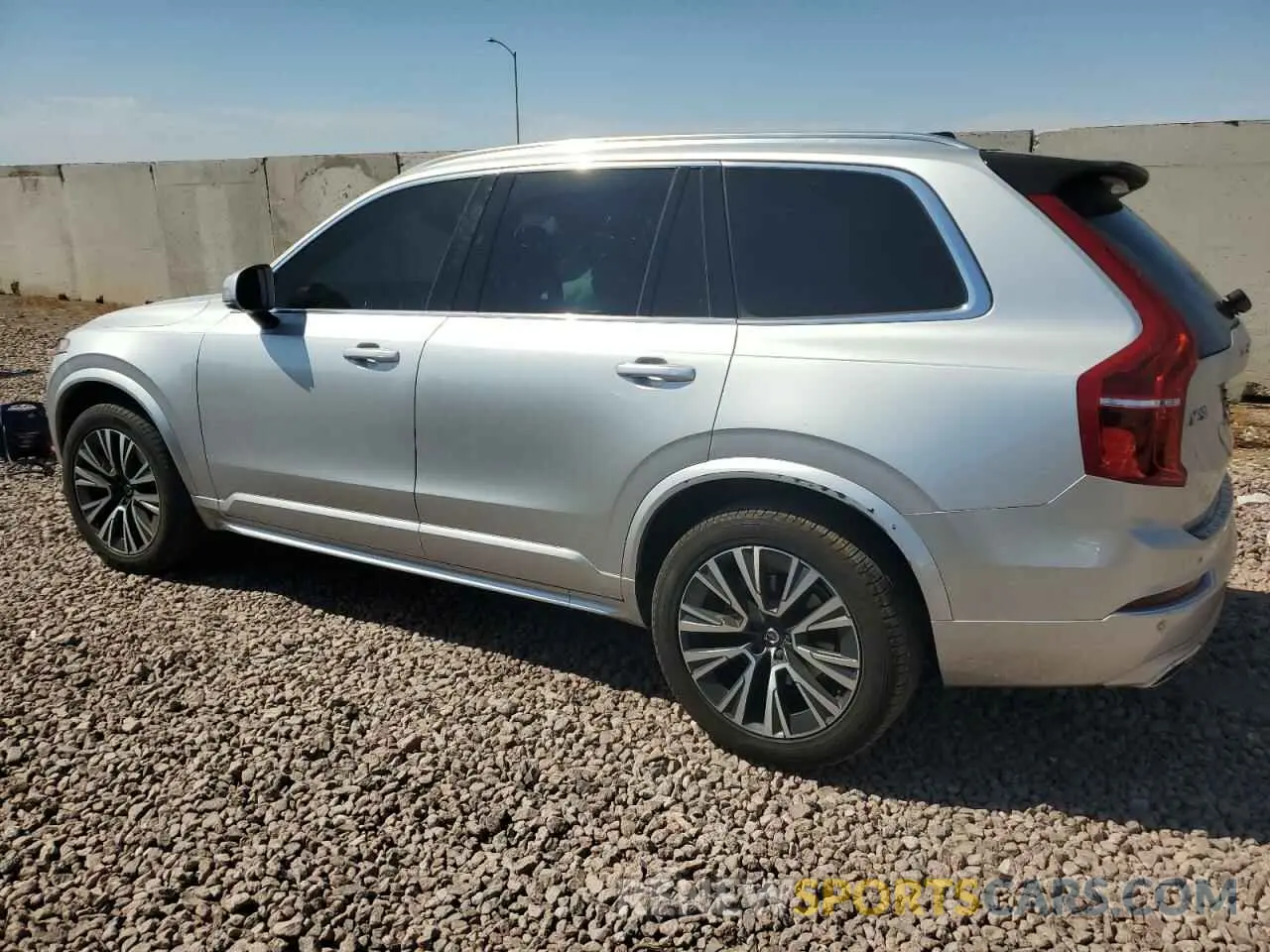 2 Photograph of a damaged car YV4102CK1M1687063 VOLVO XC90 2021
