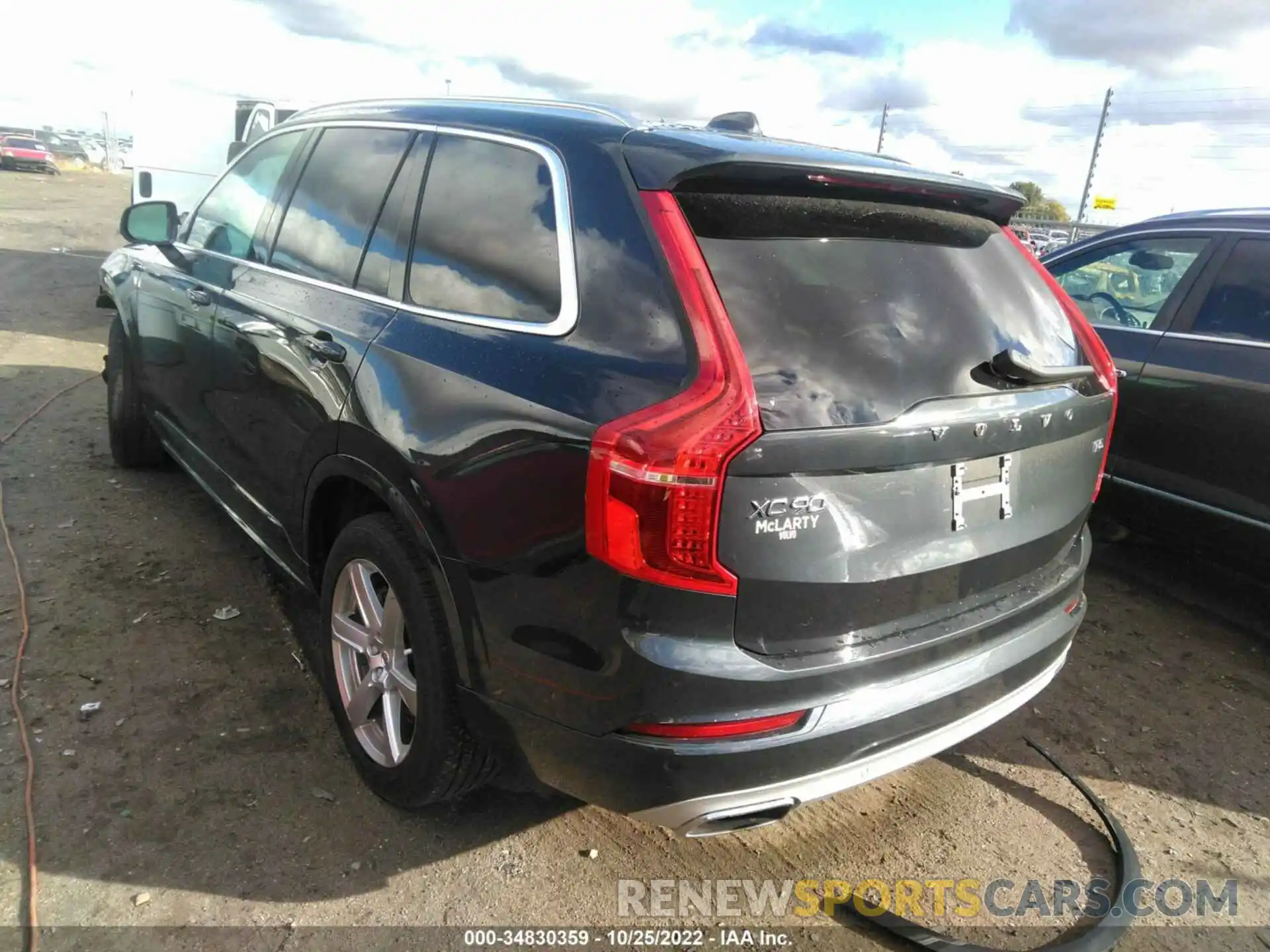 3 Photograph of a damaged car YV4102CK5M1714684 VOLVO XC90 2021