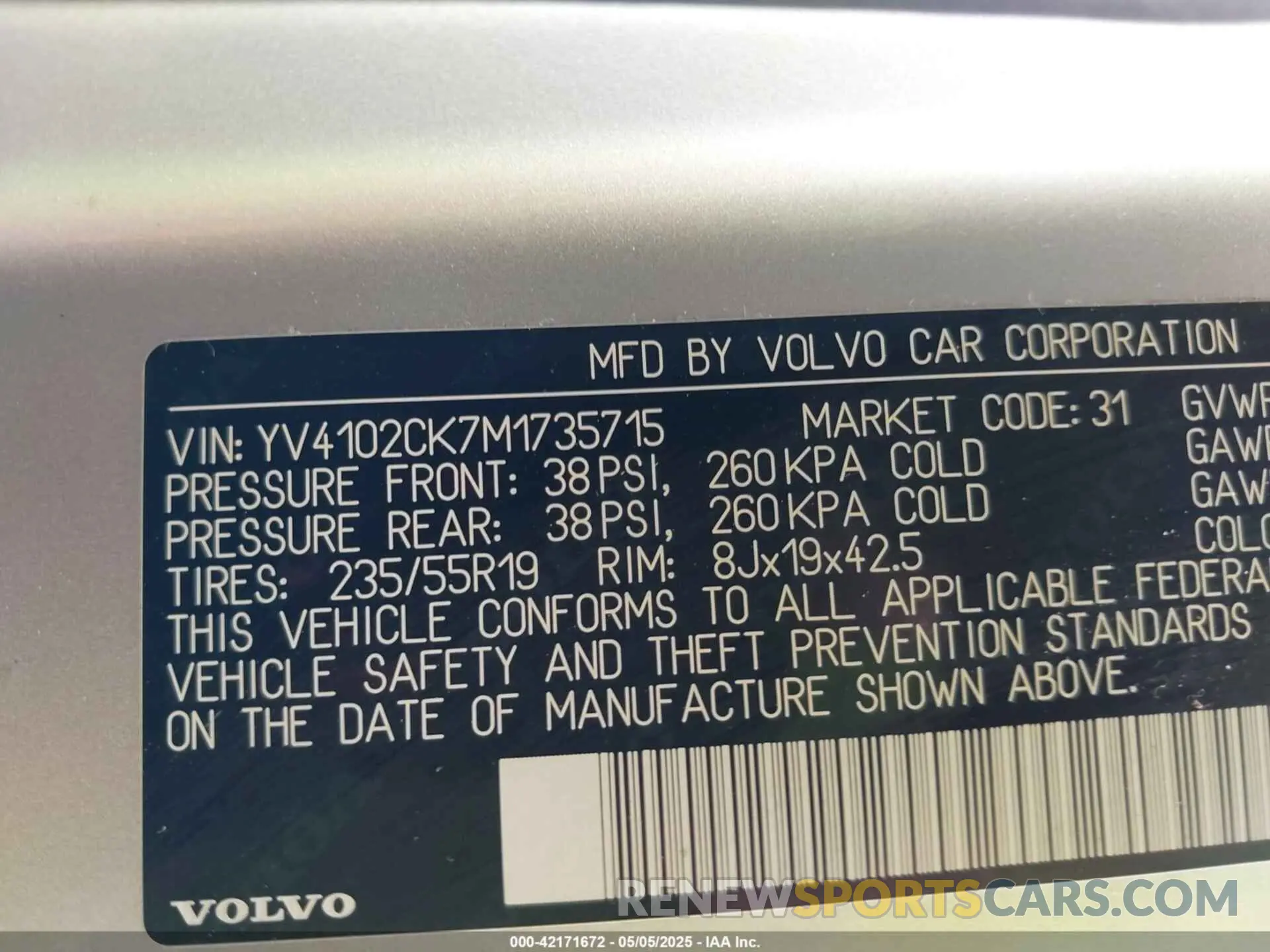 9 Photograph of a damaged car YV4102CK7M1735715 VOLVO XC90 2021