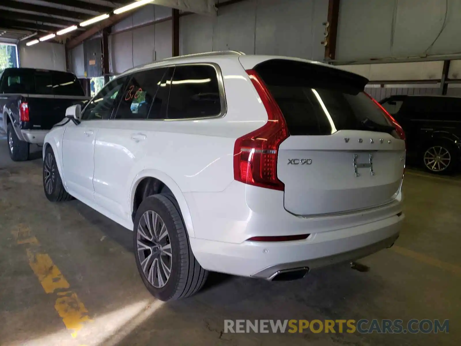 3 Photograph of a damaged car YV4102CK9M1679325 VOLVO XC90 2021