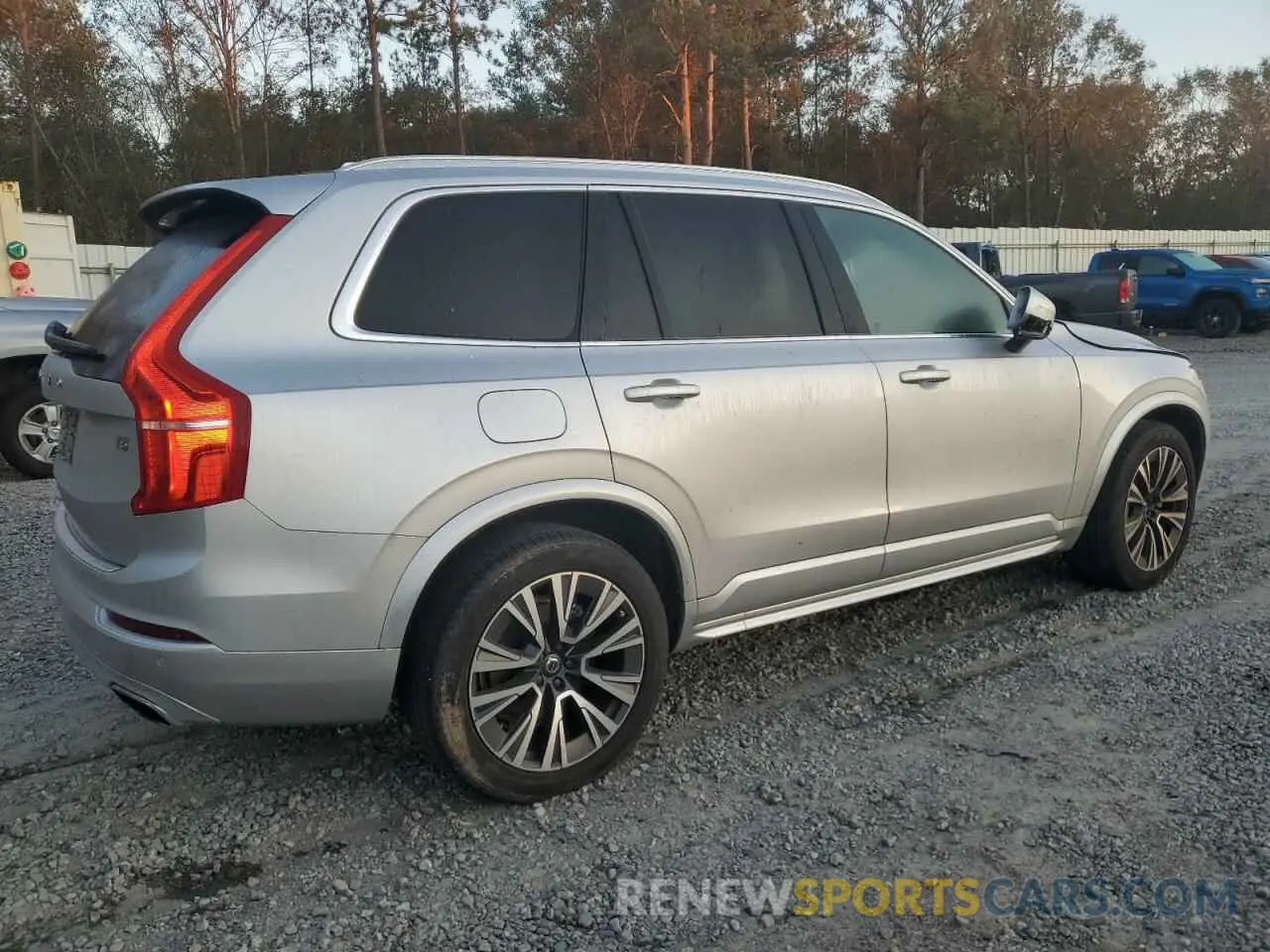 3 Photograph of a damaged car YV4102CKXM1705883 VOLVO XC90 2021
