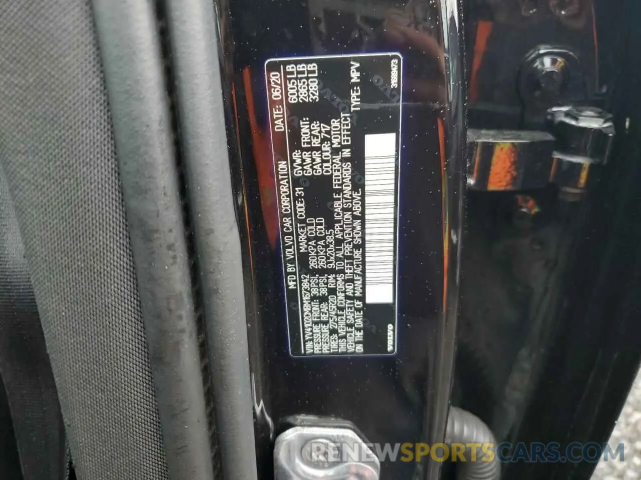 13 Photograph of a damaged car YV4102CM8M1673842 VOLVO XC90 2021