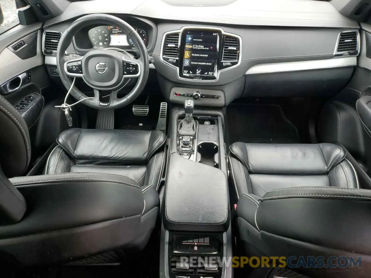 8 Photograph of a damaged car YV4102CM8M1673842 VOLVO XC90 2021
